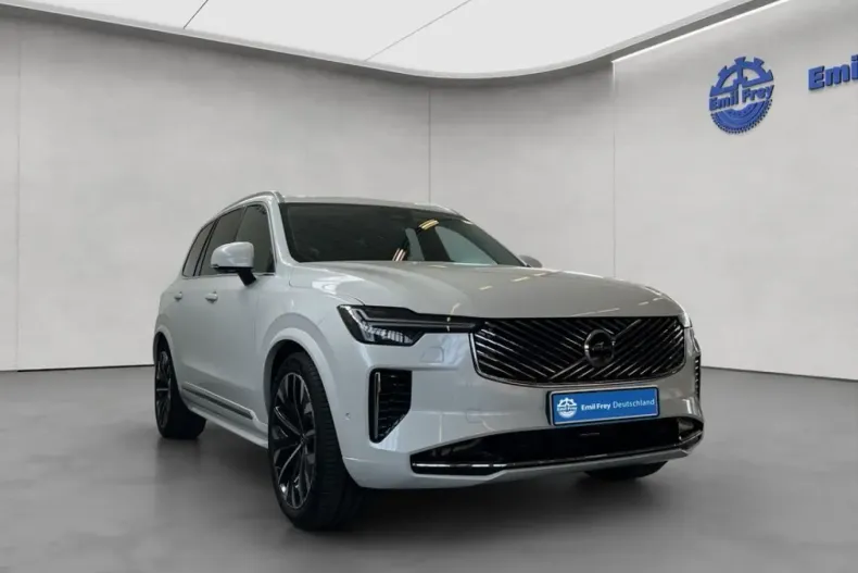 Volvo XC90 din 2025 cu 21.722 km - oferta VOL216746 - foto 1