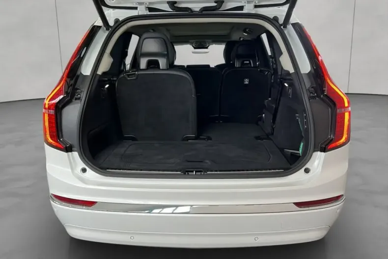 Volvo XC90 din 2025 cu 21.722 km - oferta VOL216746 - foto 6