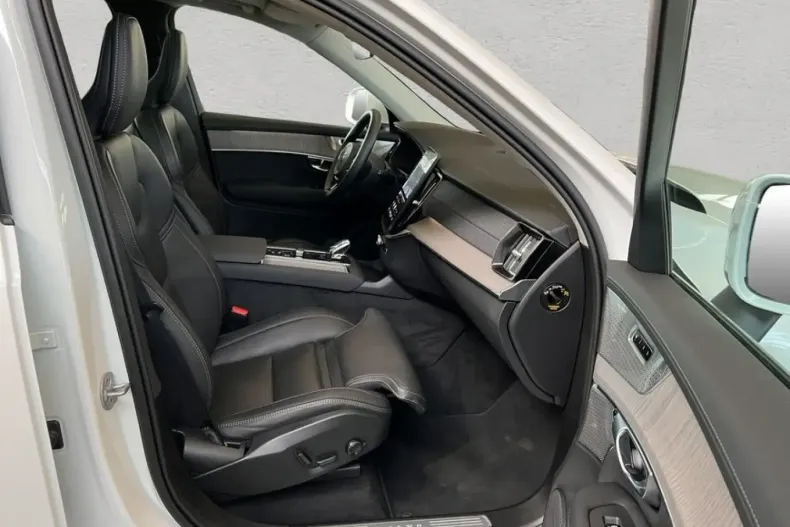 Volvo XC90 din 2025 cu 21.722 km - oferta VOL216746 - foto 19