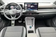 Volkswagen T-Roc din 2025 cu 2.900 km - oferta VOL216748 - foto 9