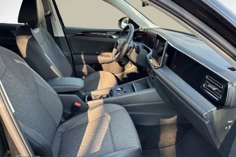 Volkswagen Tiguan din 2025 cu 13.000 km - oferta VOL216754 - foto 23