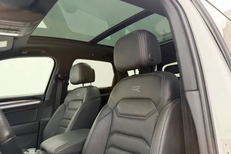 Volkswagen Touareg din 2022 cu 99.800 km - oferta VOL216755 - foto 5