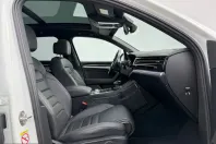 Volkswagen Touareg din 2022 cu 99.800 km - oferta VOL216755 - foto 28