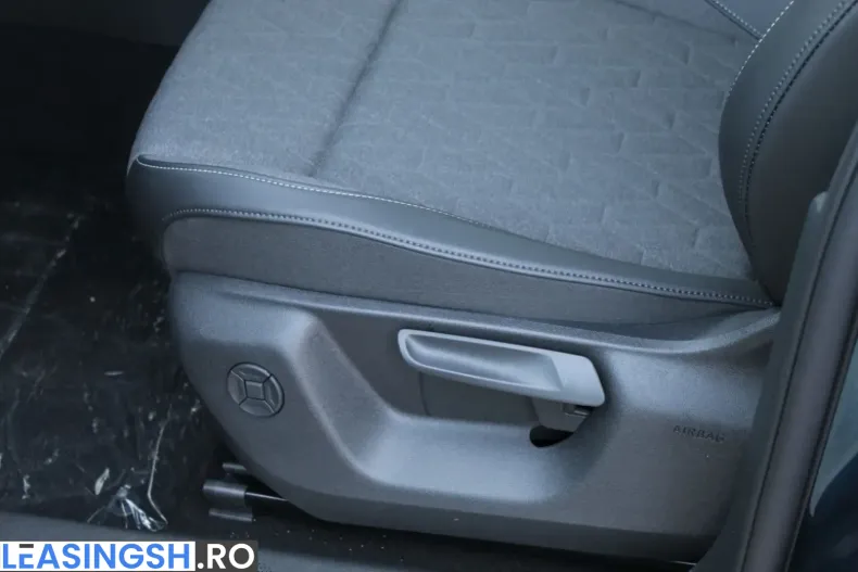 Volkswagen Tiguan din 2025 cu 7.750 km - oferta VOL216756 - foto 9