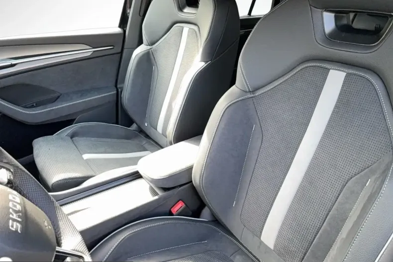 Skoda Kodiaq din 2025 cu 6.500 km - oferta SKO216760 - foto 16