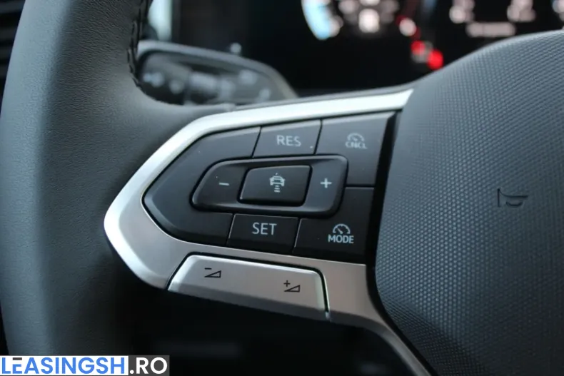 Volkswagen Tiguan din 2025 cu 15.000 km - oferta VOL216765 - foto 9