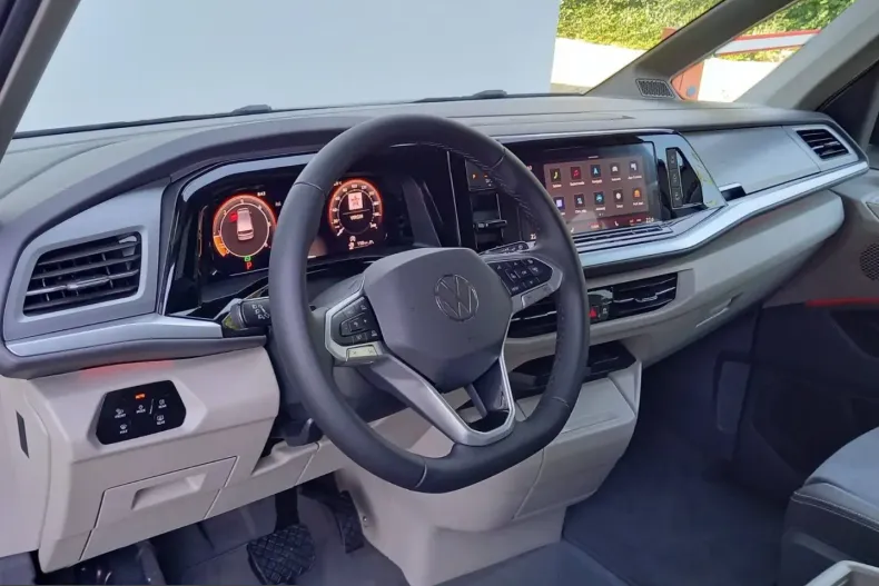 Volkswagen Multivan din 2025 cu 5.000 km - oferta VOL216766 - foto 7