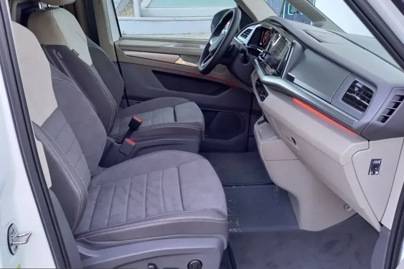 Volkswagen Multivan din 2025 cu 5.000 km - oferta VOL216766 - foto 10