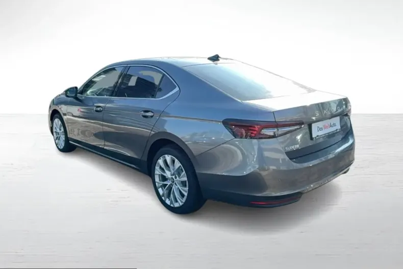 Skoda Superb din 2025 cu 5.000 km - oferta SKO216768 - foto 3