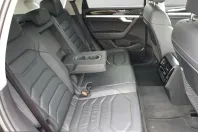 Volkswagen Touareg din 2024 cu 59.228 km - oferta VOL216774 - foto 5
