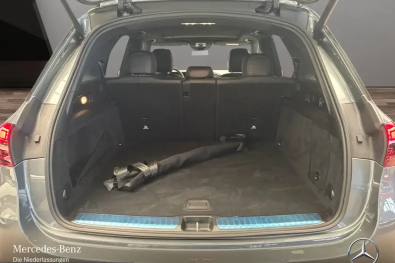 Mercedes-Benz GLE 63 AMG (Clasa GLE) din 2025 cu 14.495 km - oferta MER216778 - foto 15