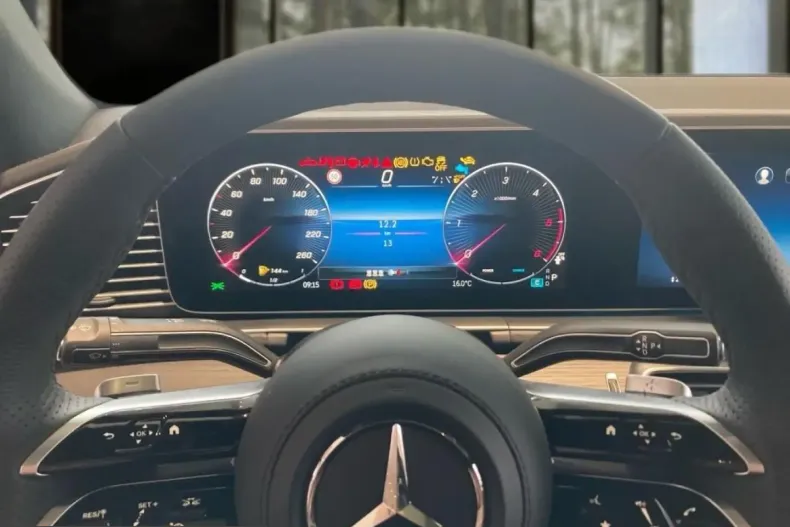 Mercedes-Benz GLE 450 (Clasa GLE) din 2025 cu 10.900 km - oferta MER216779 - foto 11