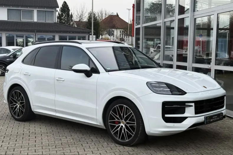 Porsche Cayenne din 2024 cu 13.410 km - oferta POR216787 - foto 3