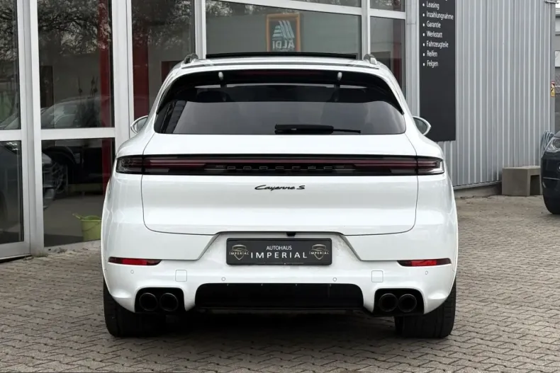 Porsche Cayenne din 2024 cu 13.410 km - oferta POR216787 - foto 5