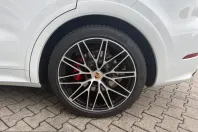 Porsche Cayenne din 2024 cu 13.410 km - oferta POR216787 - foto 23