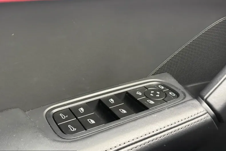 Porsche Cayenne din 2024 cu 13.410 km - oferta POR216787 - foto 25