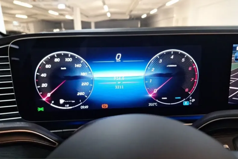 Mercedes-Benz GLE 450 (Clasa GLE) din 2024 cu 3.210 km - oferta MER216788 - foto 14