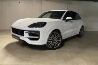 Porsche Cayenne din 2025 cu 13.900 km - oferta POR216792 - foto 1