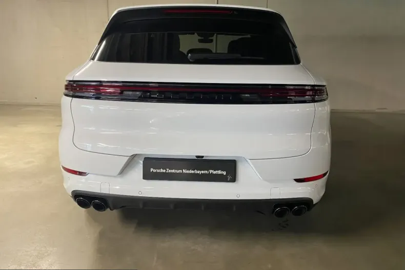 Porsche Cayenne din 2025 cu 13.900 km - oferta POR216792 - foto 5