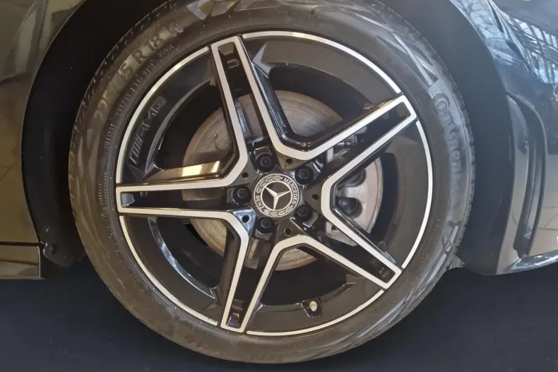 Mercedes-Benz CLA 250 (Clasa CLA) din 2023 cu 3.079 km - oferta MER216796 - foto 5