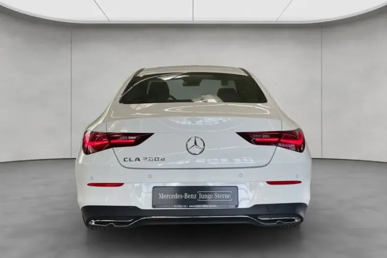 Mercedes-Benz CLA 200 (Clasa CLA) din 2025 cu 24.666 km - oferta MER216800 - foto 4