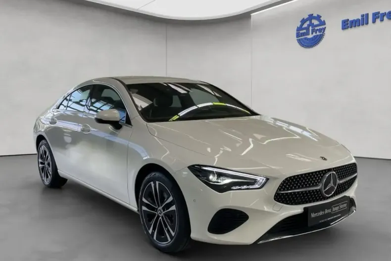 Mercedes-Benz CLA 200 (Clasa CLA) din 2025 cu 24.666 km - oferta MER216800 - foto 8