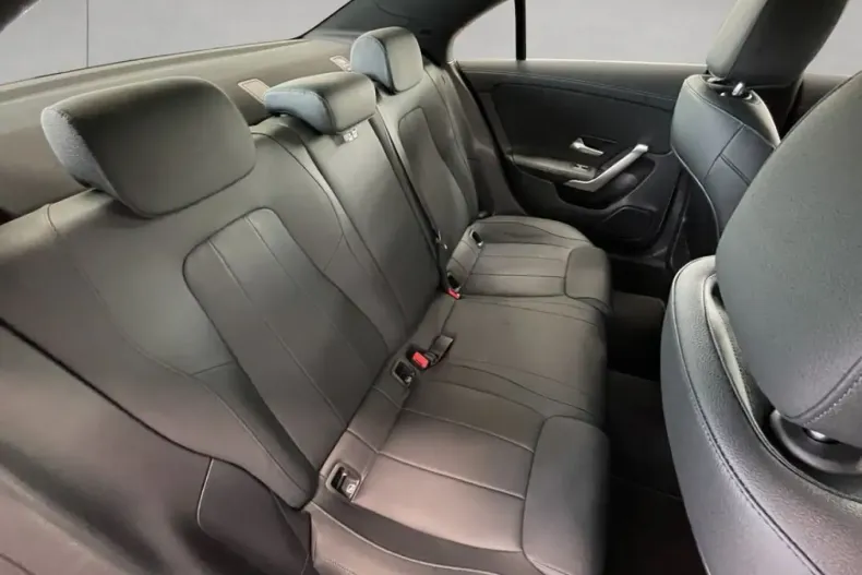 Mercedes-Benz CLA 200 (Clasa CLA) din 2025 cu 24.666 km - oferta MER216800 - foto 18