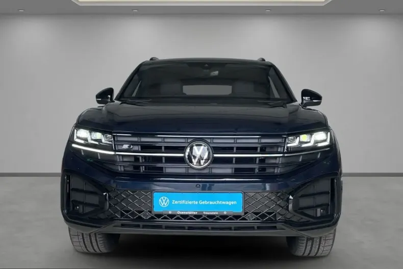 Volkswagen Touareg din 2024 cu 29.900 km - oferta VOL216802 - foto 4