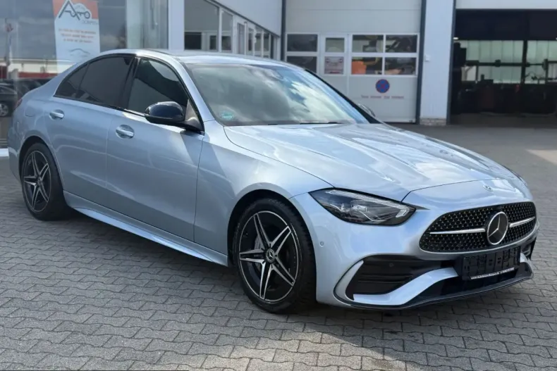 Mercedes-Benz C 200 (Clasa C) din 2024 cu 7.800 km - oferta MER216805 - foto 3