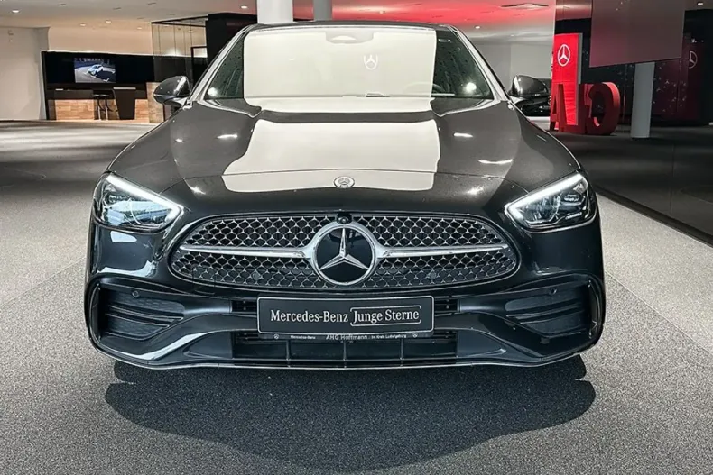Mercedes-Benz C 200 (Clasa C) din 2024 cu 4.600 km - oferta MER216806 - foto 3