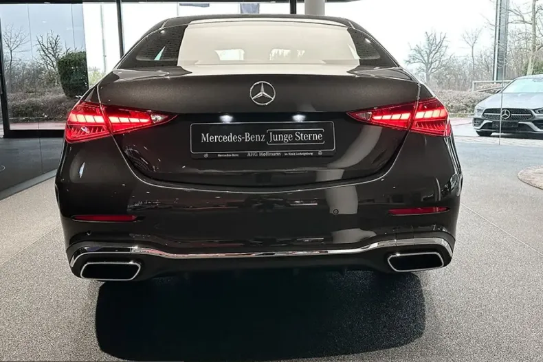 Mercedes-Benz C 200 (Clasa C) din 2024 cu 4.600 km - oferta MER216806 - foto 5