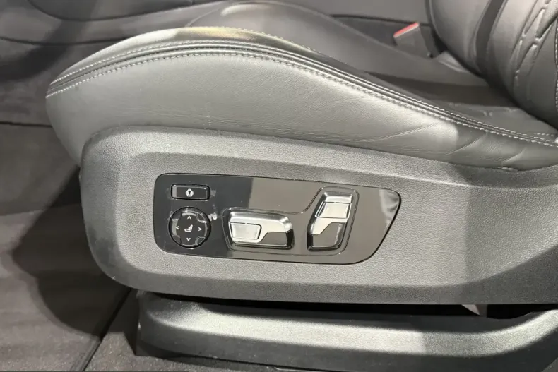 BMW X6 (Seria X) din 2025 cu 16.855 km - oferta BMW216807 - foto 15