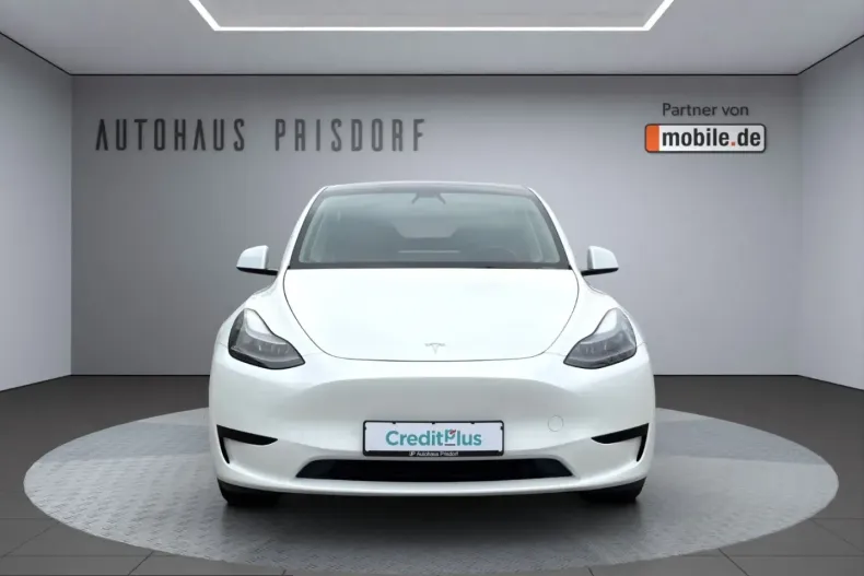 Tesla Model Y din 2023 cu 84.689 km - oferta TES216811 - foto 1