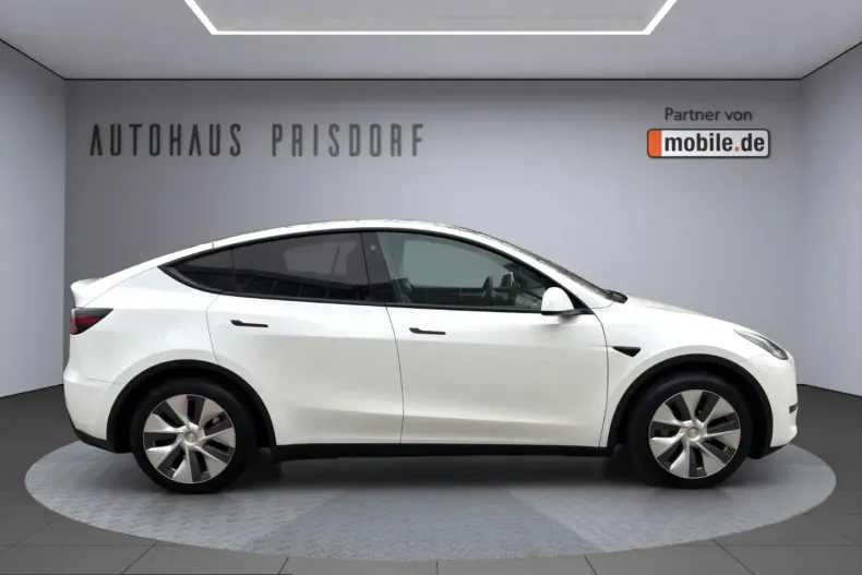 Tesla Model Y din 2023 cu 84.689 km - oferta TES216811 - foto 3