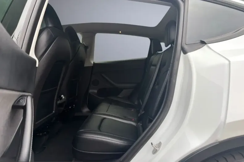 Tesla Model Y din 2023 cu 84.689 km - oferta TES216811 - foto 14
