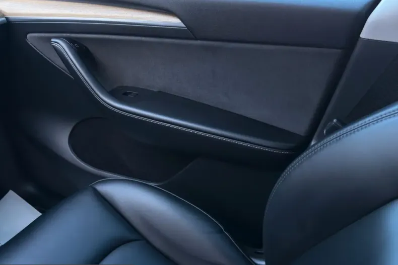 Tesla Model Y din 2023 cu 84.689 km - oferta TES216811 - foto 16