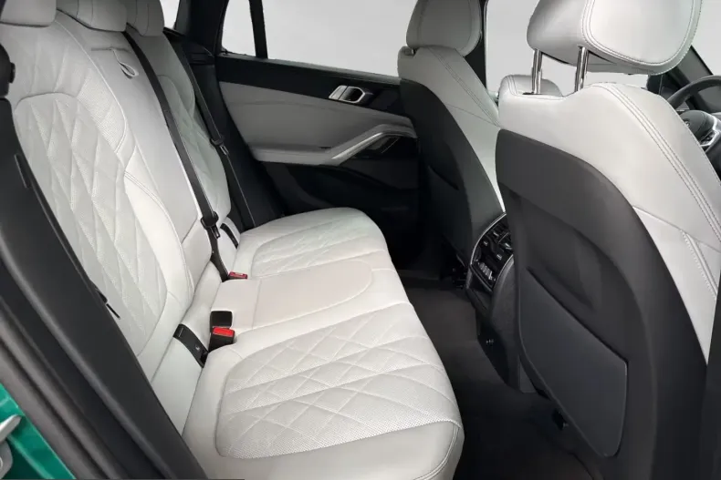 BMW X6 (Seria X) din 2025 cu 14.800 km - oferta BMW216812 - foto 11