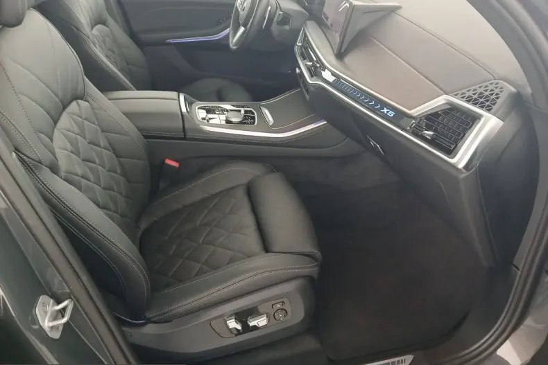 BMW X5 (Seria X) din 2024 cu 14.642 km - oferta BMW216820 - foto 8