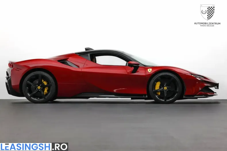 Ferrari SF90 din 2024 cu 9.898 km - oferta FER216826 - foto 3