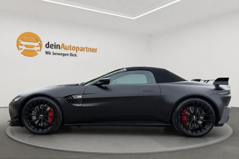 Aston Martin V8 Vantage din 2022 cu 17.600 km - oferta AST216841 - foto 29