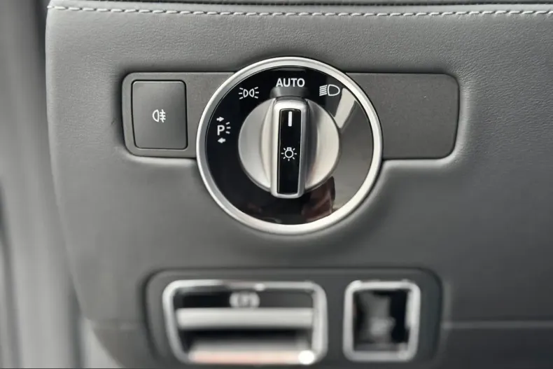 Mercedes-Benz AMG GT C (Clasa GT) din 2021 cu 6.500 km - oferta MER216852 - foto 17