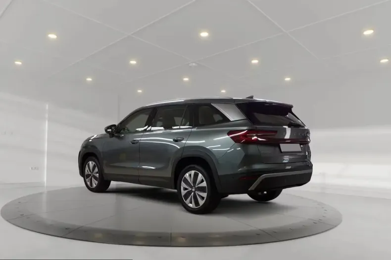 Skoda Kodiaq din 2025 cu 8.400 km - oferta SKO216857 - foto 4