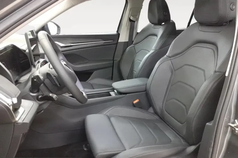 Skoda Kodiaq din 2025 cu 8.400 km - oferta SKO216857 - foto 8