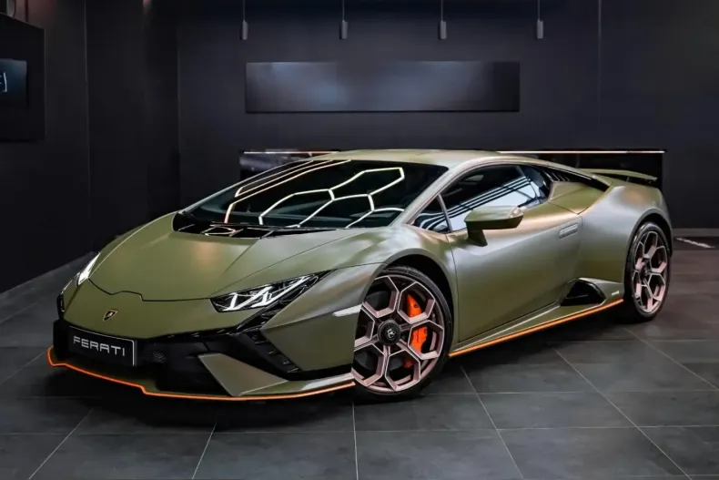 Lamborghini Huracán din 2023 cu 13.500 km - oferta LAM216861 - foto 1