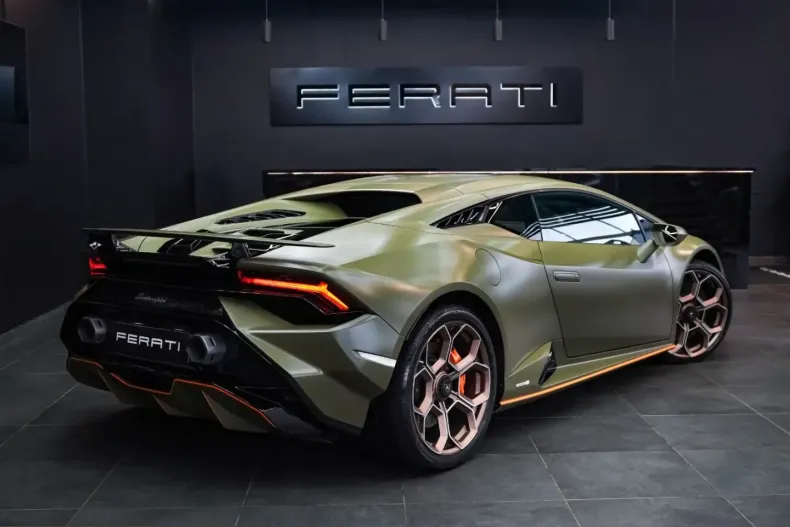 Lamborghini Huracán din 2023 cu 13.500 km - oferta LAM216861 - foto 2