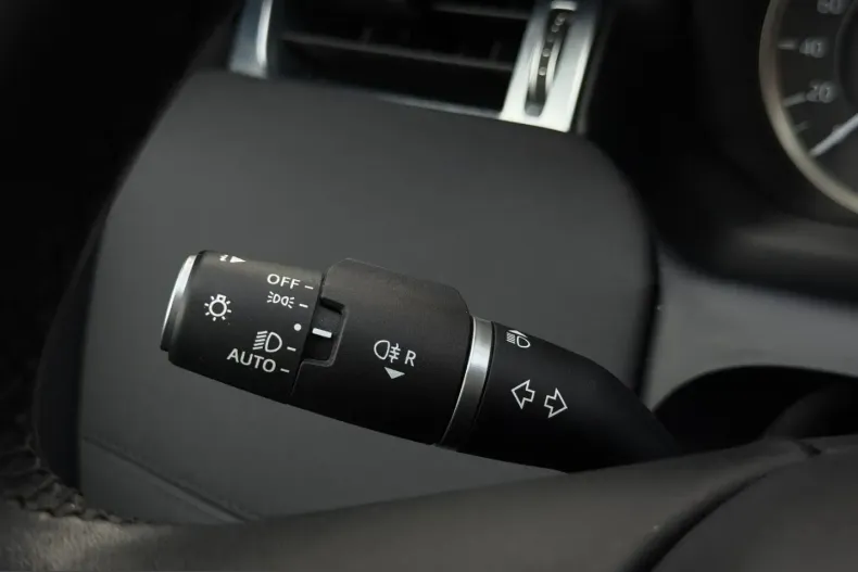 Land Rover Discovery Sport din 2022 cu 50.416 km - oferta LAN216866 - foto 15