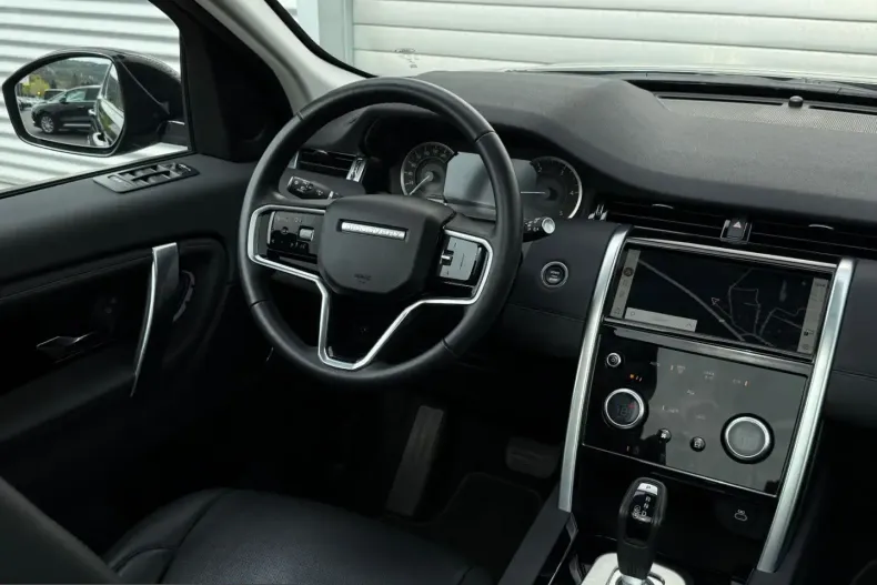 Land Rover Discovery Sport din 2022 cu 50.416 km - oferta LAN216866 - foto 33