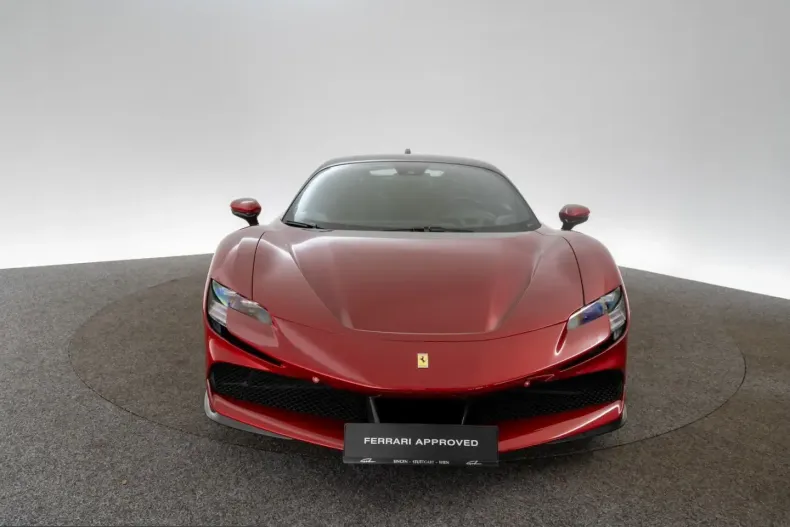 Ferrari SF90 din 2021 cu 32.000 km - oferta FER216868 - foto 2