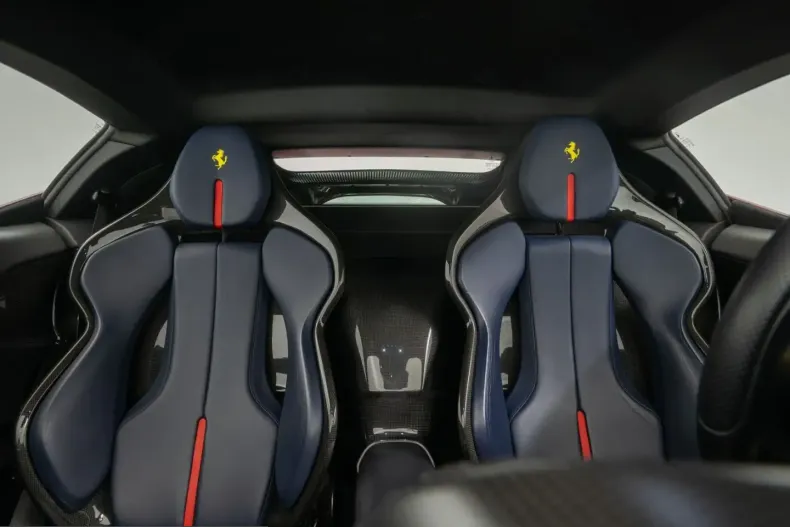 Ferrari SF90 din 2021 cu 32.000 km - oferta FER216868 - foto 7