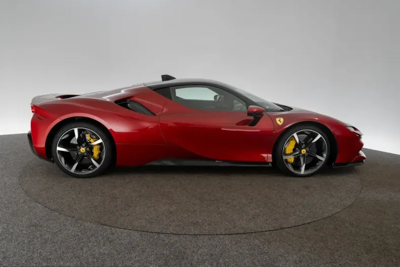Ferrari SF90 din 2021 cu 32.000 km - oferta FER216868 - foto 22